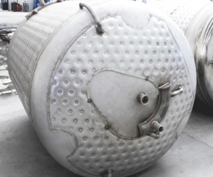 Stainless Steel Sanitary Tanks & Vessels